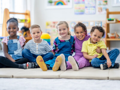 Preschoolers socializing and adjusting during the first month of preschool